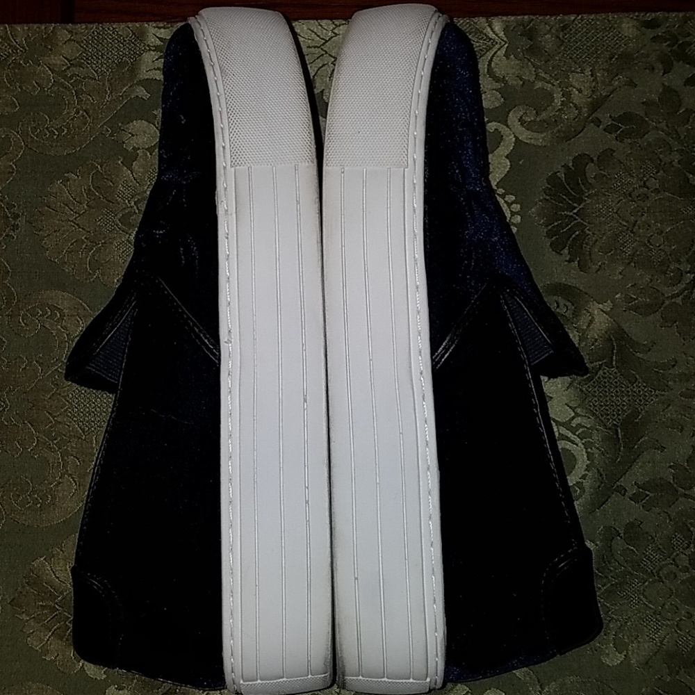 Kenneth Cole Blue Velvet Alsey - Picture 6 of 8